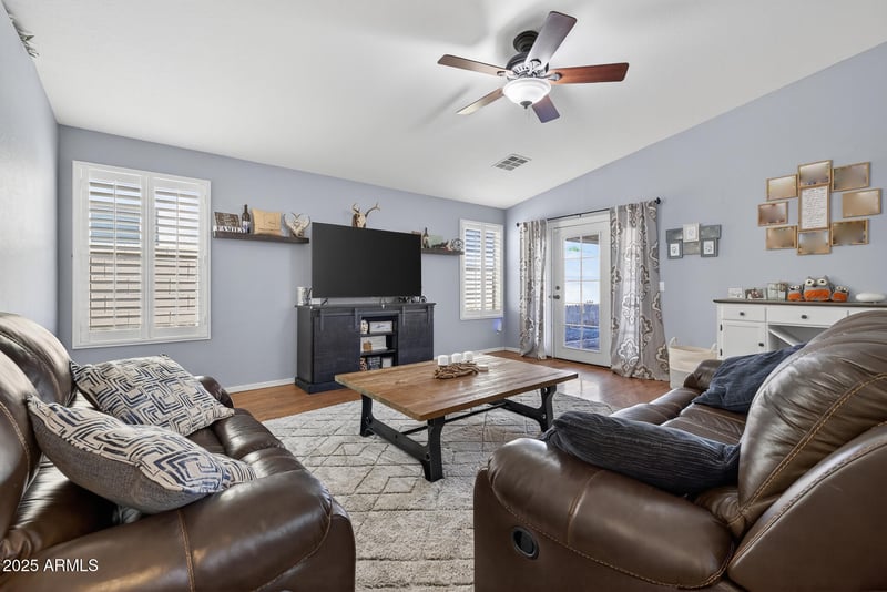 3826 Goldmine Mountain Dr, San Tan Valley, AZ 85144