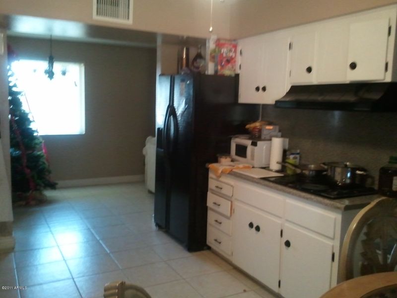 3826 N 59th Dr, Phoenix, AZ 85033
