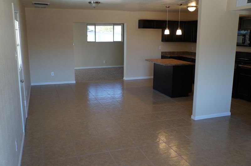3826 N 79th Ave, Phoenix, AZ 85033