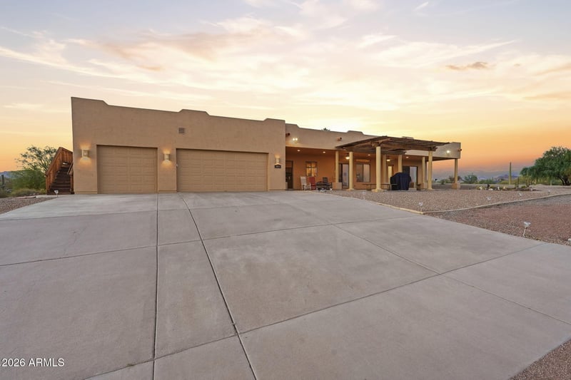 3826 N Rain Cloud Dr, Apache Junction, AZ 85119