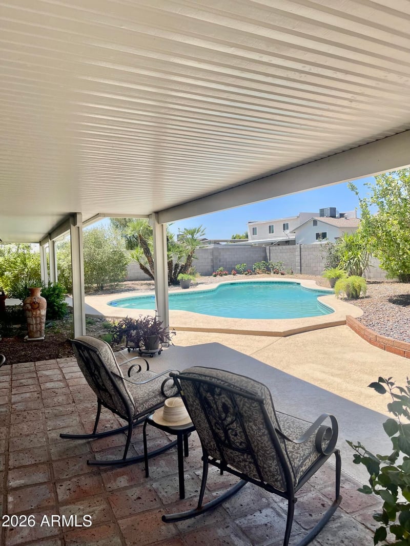 3826 Meadow Dr, Glendale, AZ 85308