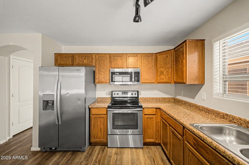 38266 Sandy Dr, San Tan Valley, AZ 85140