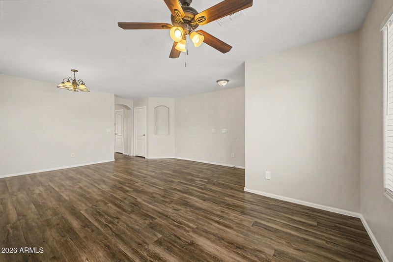 38266 Sandy Dr, San Tan Valley, AZ 85140
