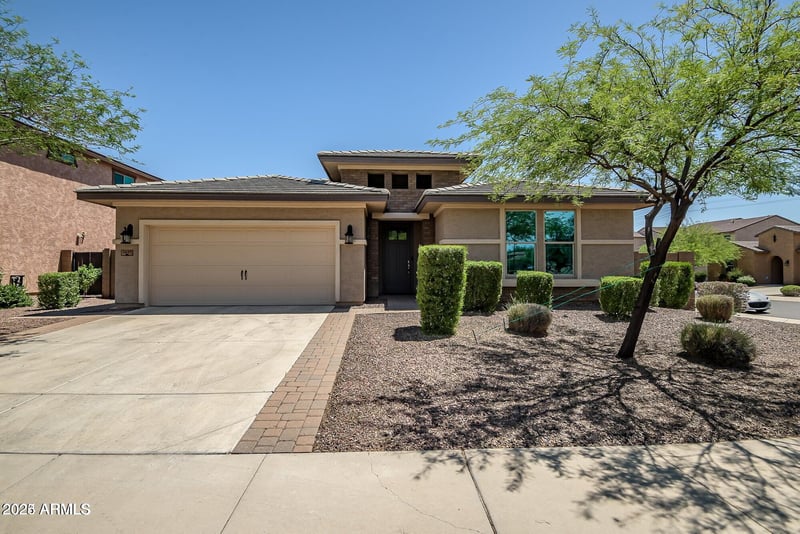 3827 Aracely Dr, New River, AZ 85087