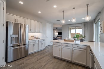 3827 Daisy --, Mesa, AZ 85212