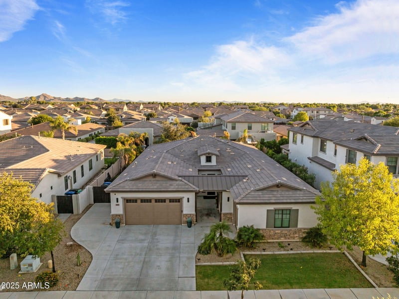 3827 Mead Dr, Chandler, AZ 85249