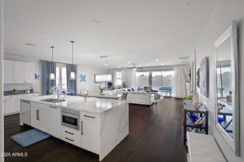 3828 Liberty Ln, Gilbert, AZ 85296