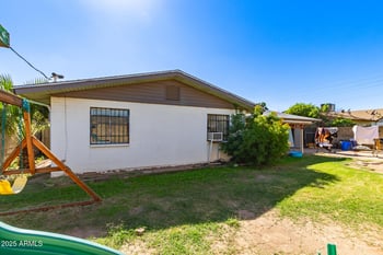 3828 Loma Ln, Phoenix, AZ 85051