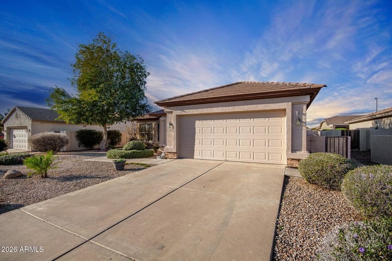3828 Peach Tree Dr, Chandler, AZ 85249