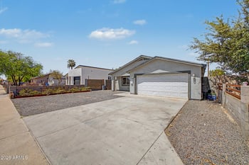 3828 W Latham St, Phoenix, AZ 85009