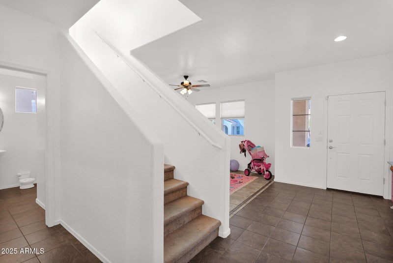 3829 Branham Ln, Phoenix, AZ 85042
