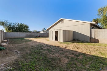 3829 Caribbean Ln, Phoenix, AZ 85053