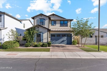3829 E Crittenden Ln, Phoenix, AZ 85018