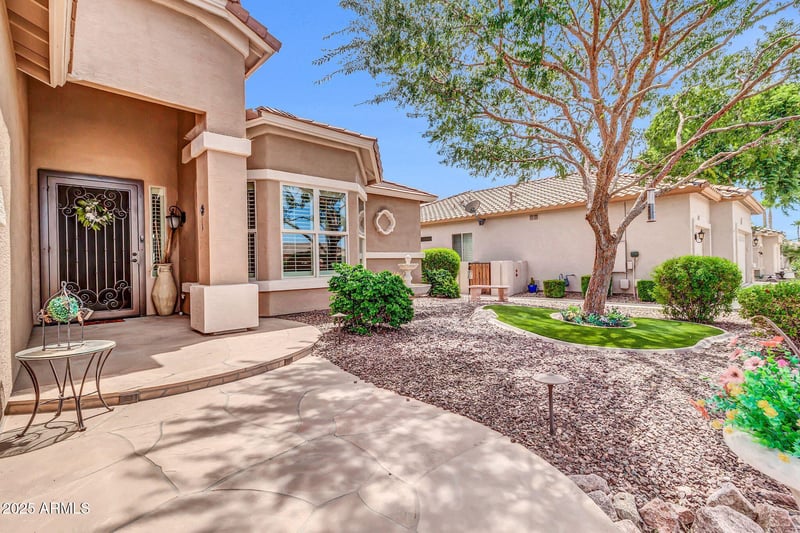 3829 Peach Tree Dr, Chandler, AZ 85249