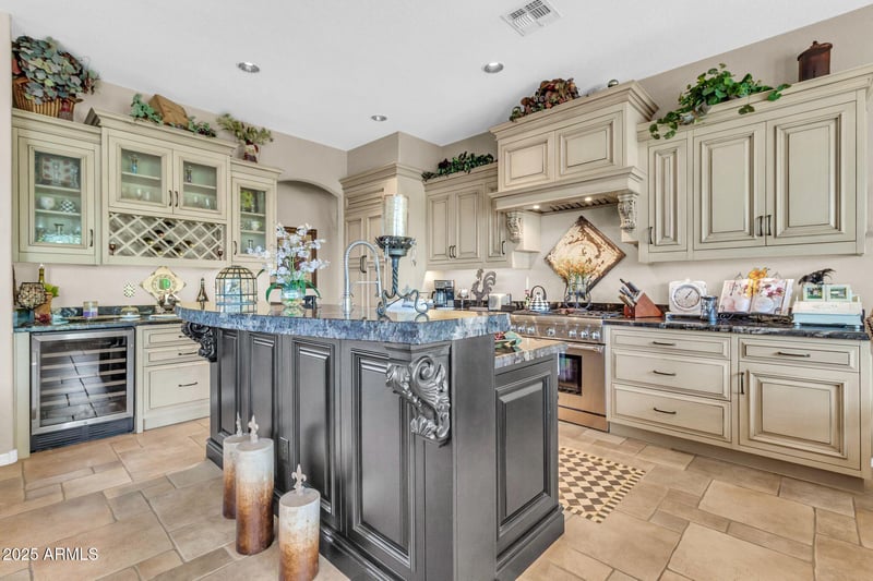 3829 Peach Tree Dr, Chandler, AZ 85249