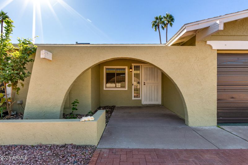 3829 W Anderson Dr, Glendale, AZ 85308