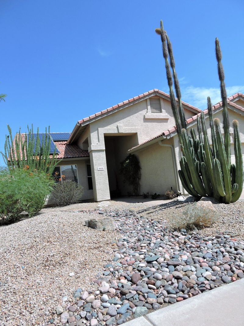 3830 E Windsong Dr, Phoenix, AZ 85048