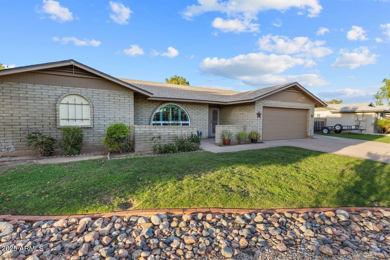 3830 Sandra Ter, Phoenix, AZ 85053