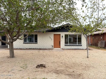 3830 Claremont St, Phoenix, AZ 85019