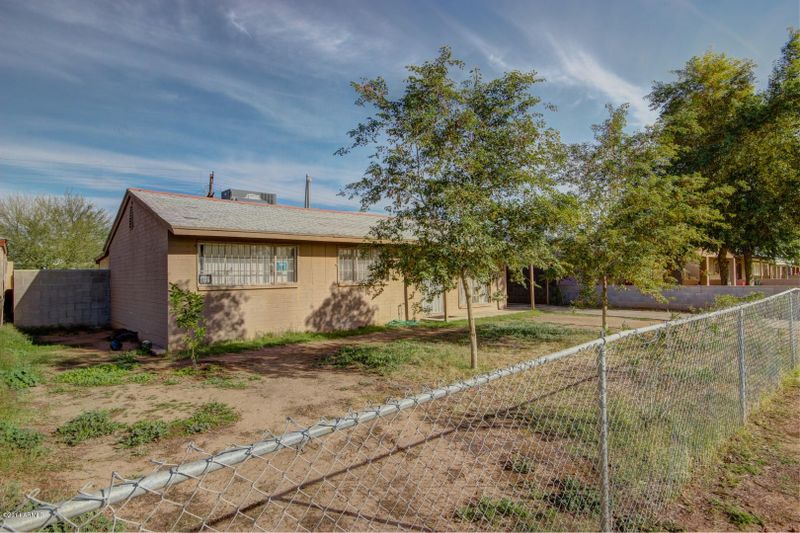 3830 W Sheridan St, Phoenix, AZ 85009