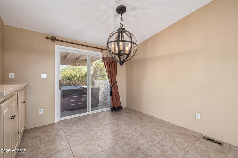 38303 15th Ave, Phoenix, AZ 85086