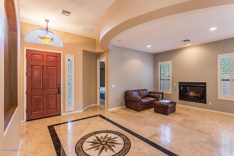 3831 E Herrera Dr, Phoenix, AZ 85050