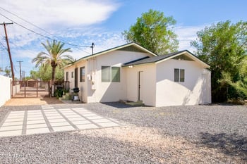 3832 9th St, Phoenix, AZ 85014