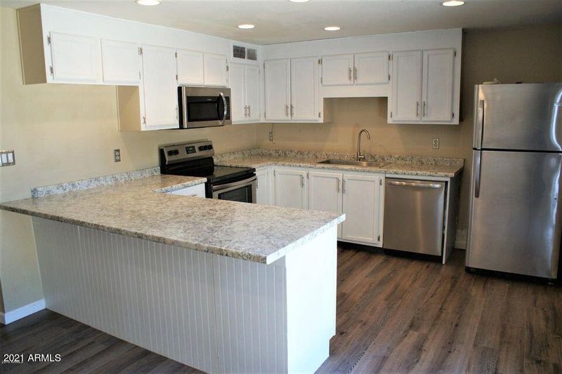 3832 E Sweetwater Ave, Phoenix, AZ 85032