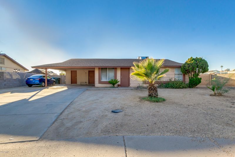 3832 N 73rd Dr, Phoenix, AZ 85033