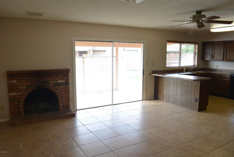 3832 W Villa Rita Dr, Glendale, AZ 85308