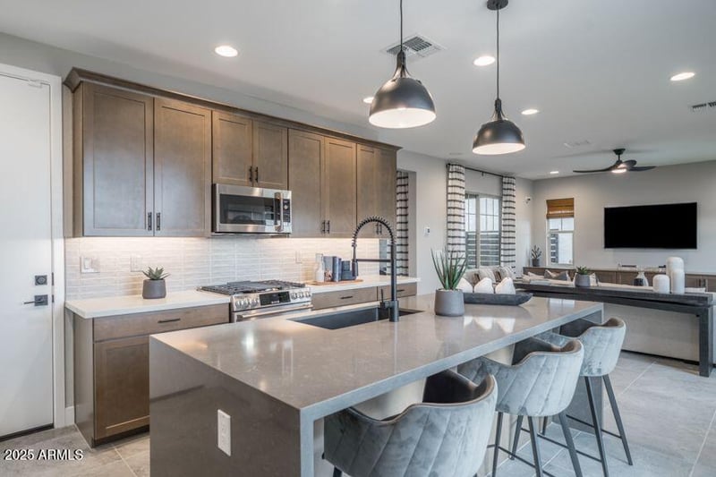 3833 Daisy Ave, Mesa, AZ 85212