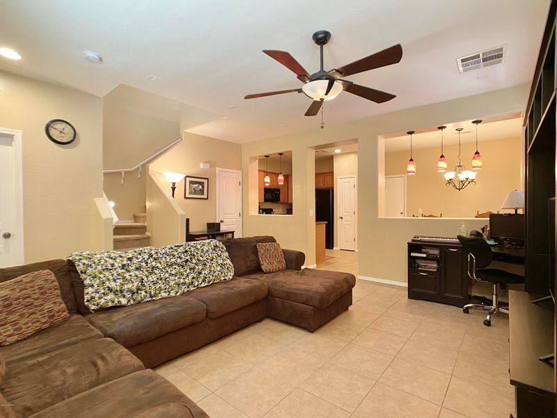 3833 E Santa Fe Ln, Gilbert, AZ 85297
