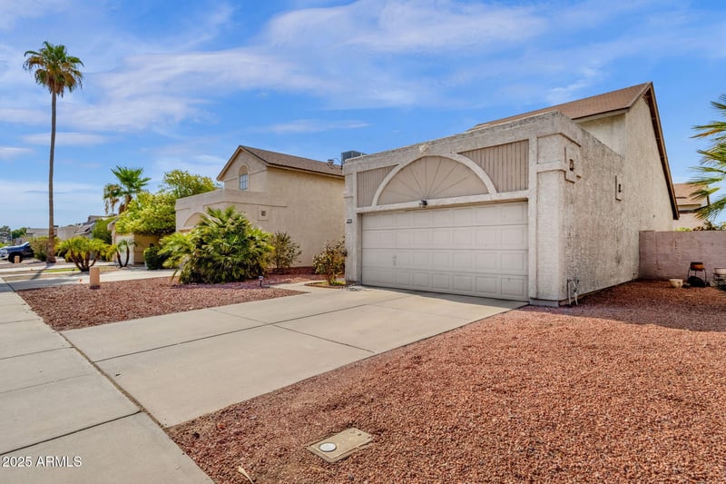 3833 Ivanhoe St, Chandler, AZ 85226