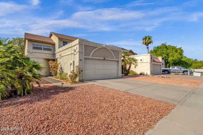3833 Ivanhoe St, Chandler, AZ 85226