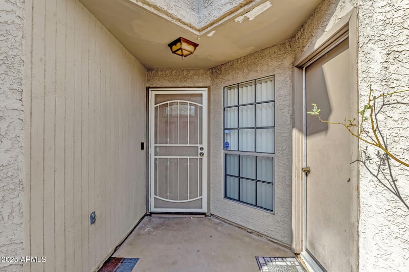 3833 Ivanhoe St, Chandler, AZ 85226