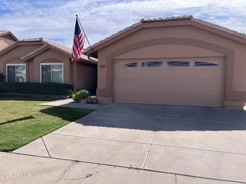 3833 Misty Willow Ln, Glendale, AZ 85310