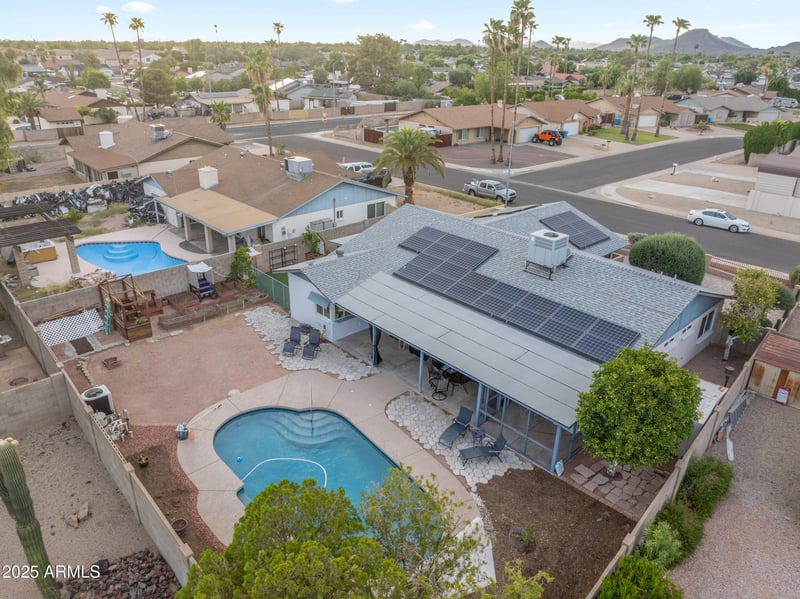 3833 Phelps Rd, Phoenix, AZ 85053
