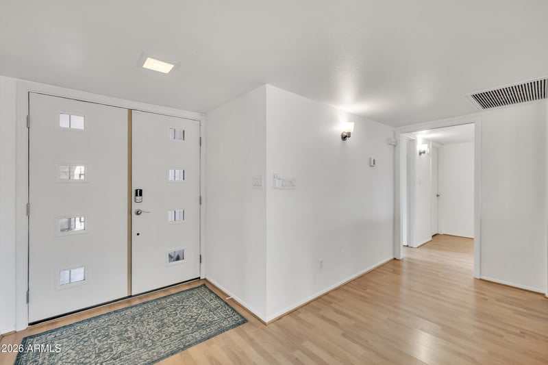 3833 Phelps Rd, Phoenix, AZ 85053