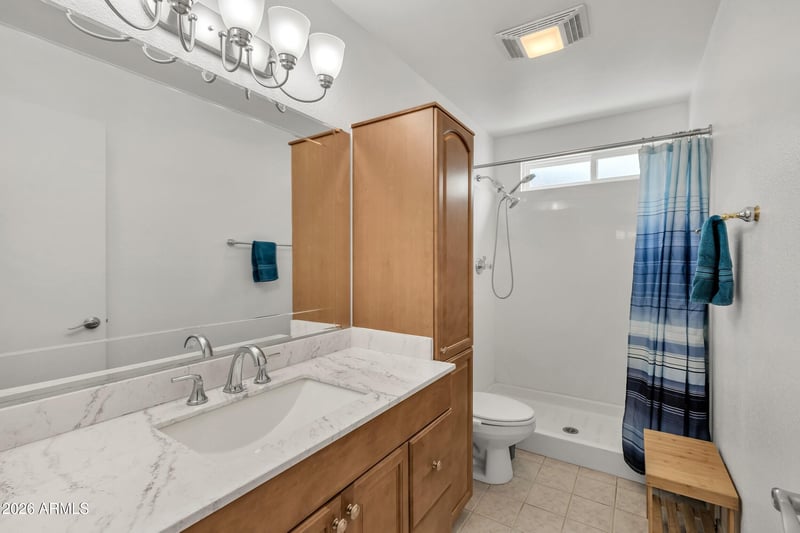 3833 Phelps Rd, Phoenix, AZ 85053