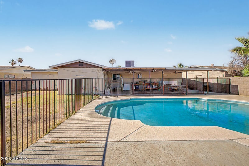 3833 W Vogel Ave, Phoenix, AZ 85051