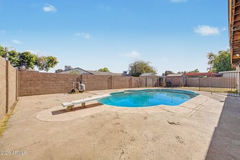 3833 Vogel Ave, Phoenix, AZ 85051