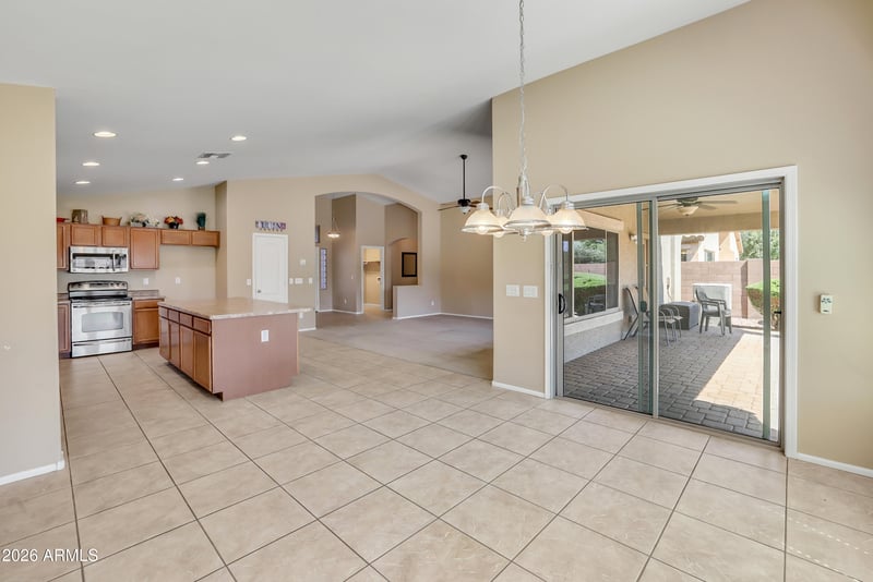 38333 Carolina Ave, San Tan Valley, AZ 85140