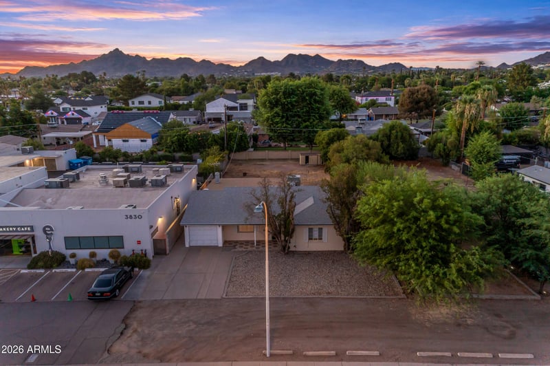 3834 E Indian School Rd, Phoenix, AZ 85018