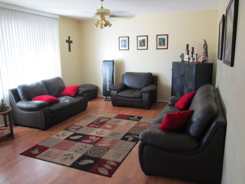 3834 W Vogel Ave, Phoenix, AZ 85051