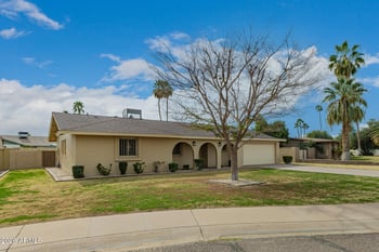3835 Altadena Ave, Phoenix, AZ 85028