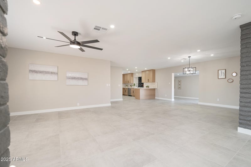 3836 Desert Cove Ave, Phoenix, AZ 85029