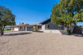 3836 Myrtle Ave, Phoenix, AZ 85051