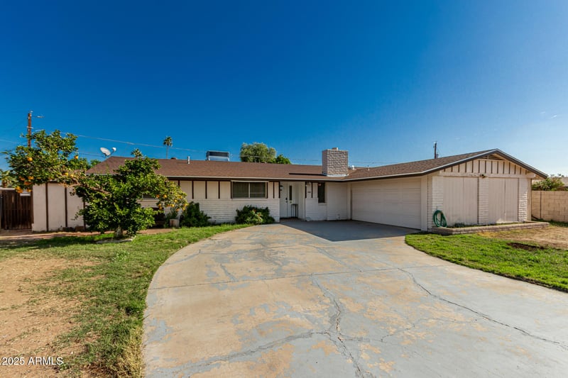 3836 Royal Palm Rd, Phoenix, AZ 85051