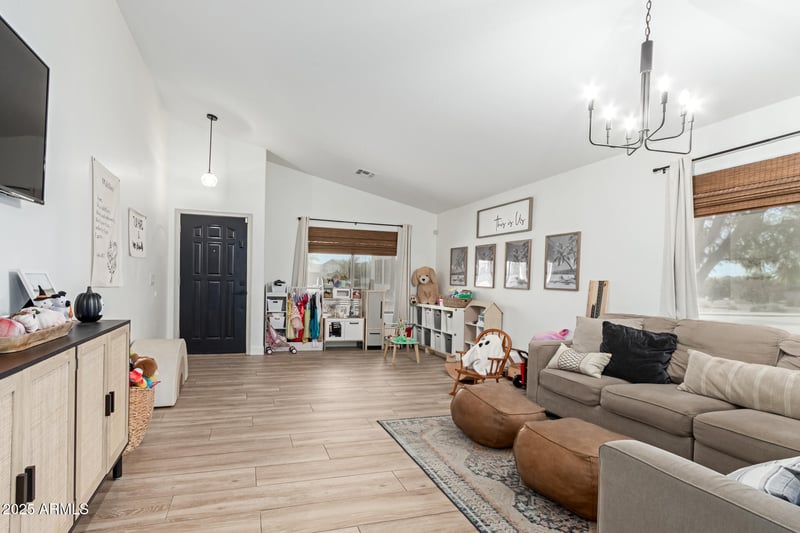 38360 Joann Way, San Tan Valley, AZ 85140