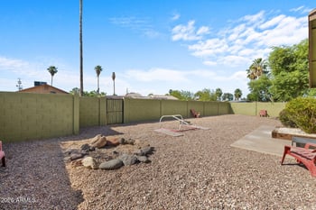 3837 Becker Ln, Phoenix, AZ 85029